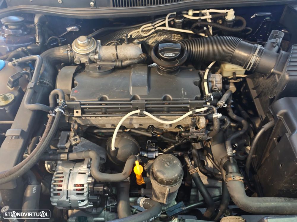 VW Golf Variant 1.9 TDi 4M Highline - 6