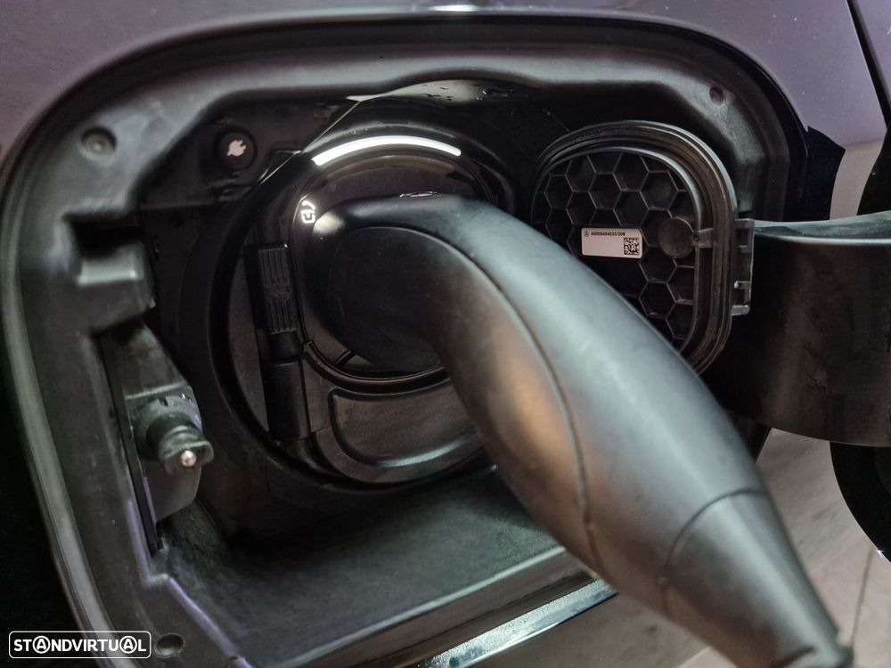 Mercedes-Benz A 250 - 21