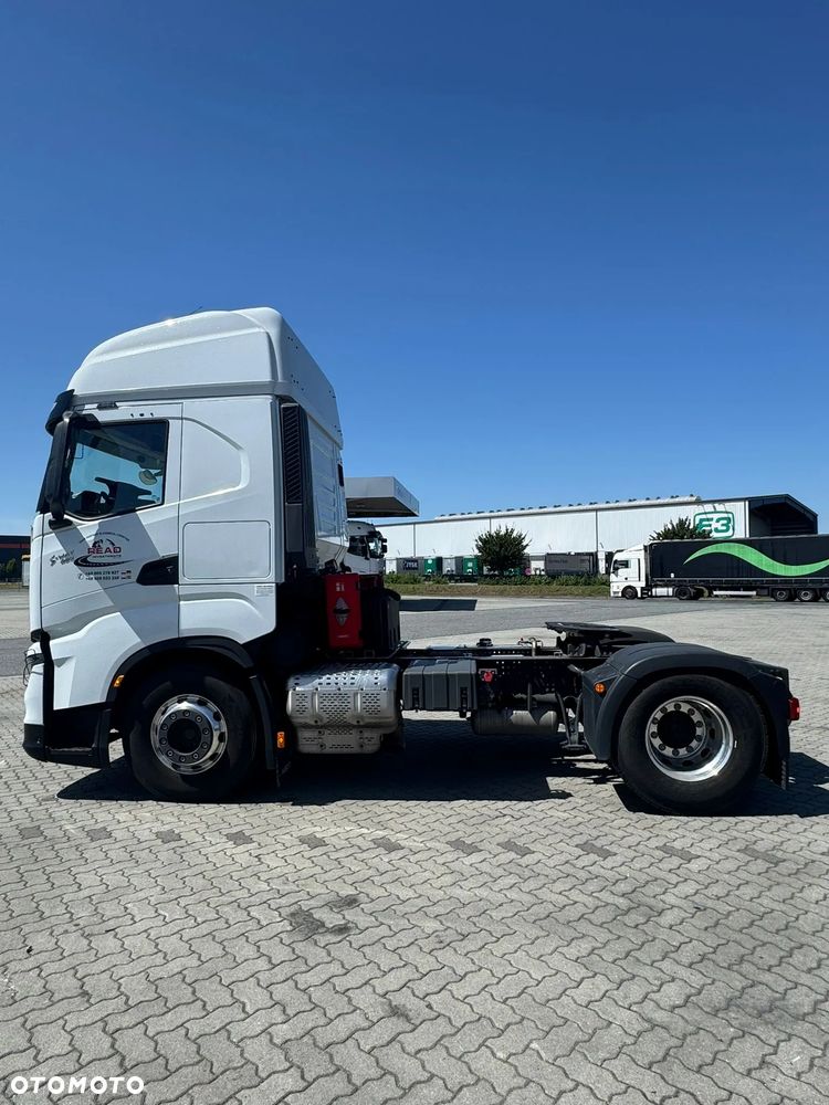 Iveco S-WAY - 4