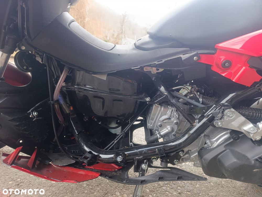 Yamaha NMAX - 9