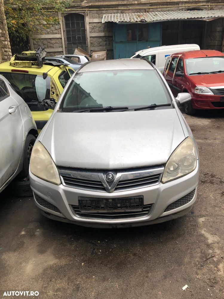 Dezmembrez Opel Astra H break gri argintiu 2009 1,7 CDTI 6+1R facelift Z17DTR - 4