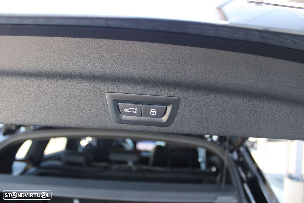 BMW X1 xDrive25e Pack Desportivo M - 34