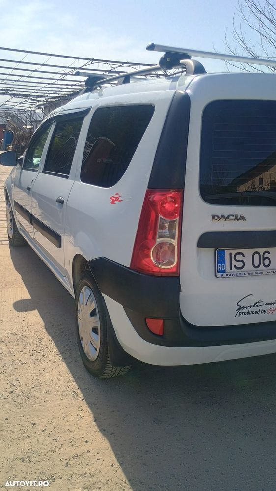 Dacia Logan 1.6 16V Preference - 4