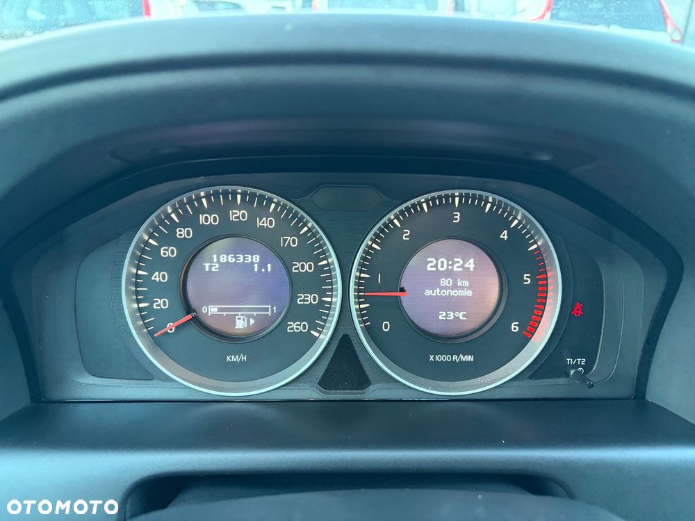 Volvo XC 60 DRIVe Momentum - 10