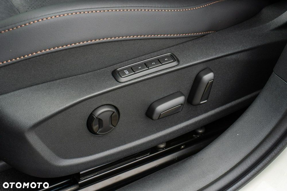 Cupra Leon Sportstourer - 13