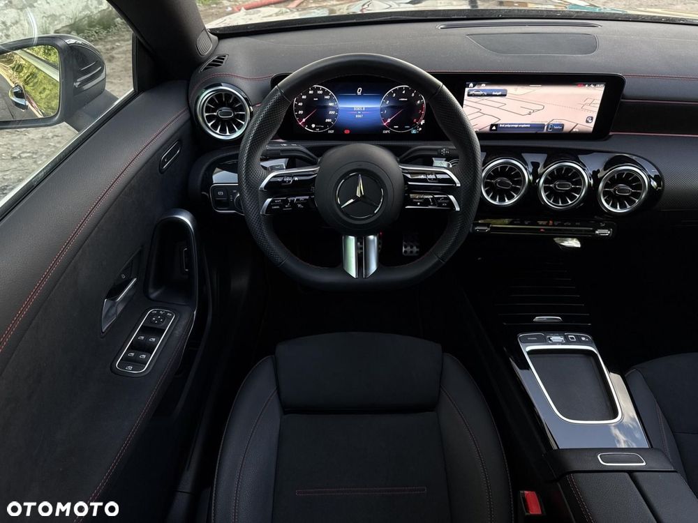 Mercedes-Benz CLA - 14