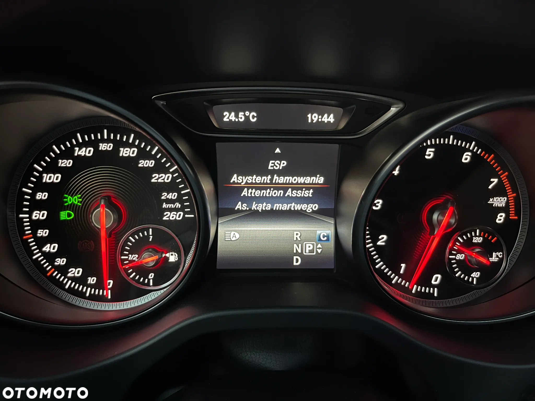 Mercedes-Benz GLA 250 4-Matic AMG Line - 39