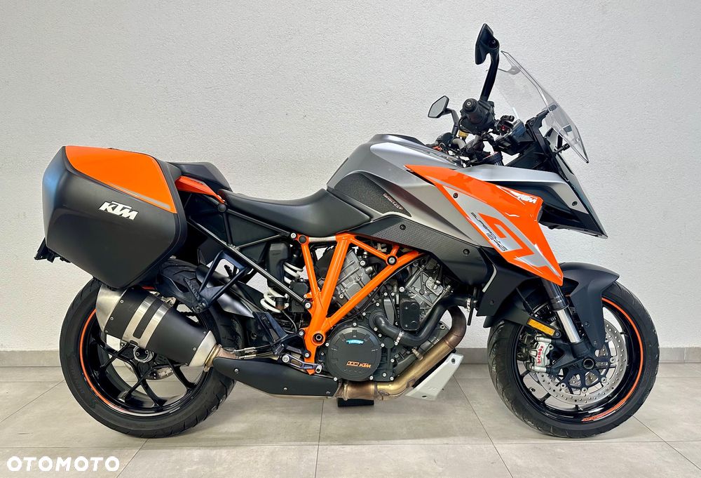 KTM Super Duke - 4