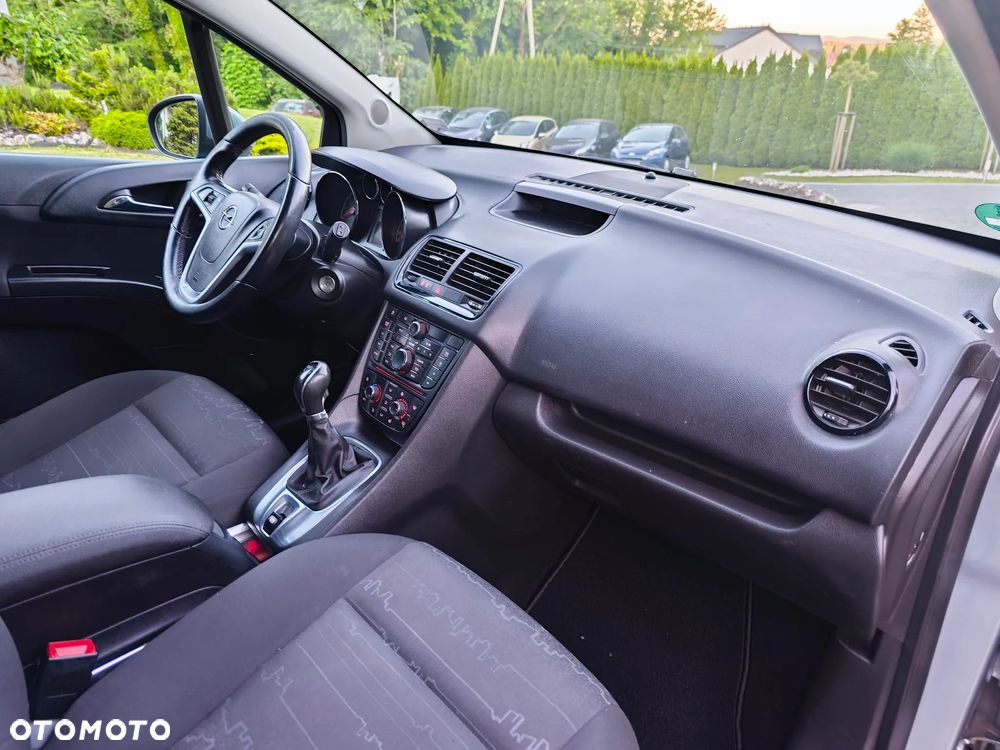 Opel Meriva 1.4 T Essentia - 19