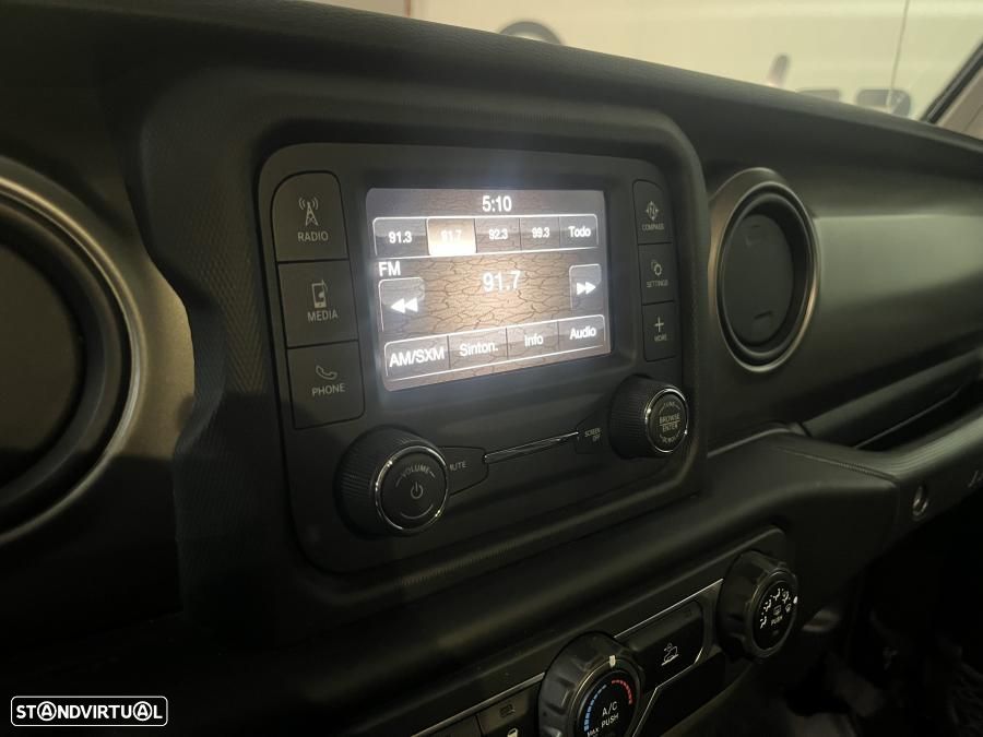 Jeep Wrangler 2.0 T-GDI AWD Auto Sport - 17