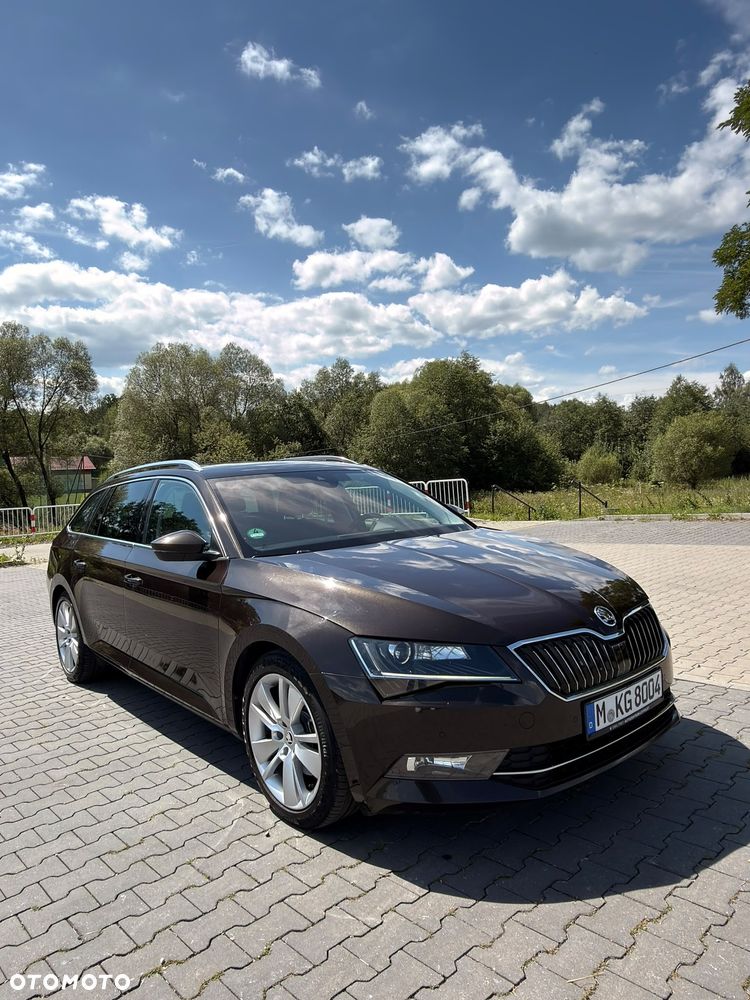 Skoda Superb 2.0 TDI Ambition DSG - 10