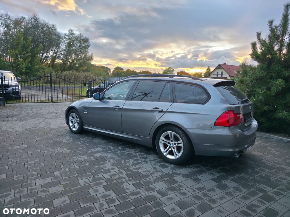 BMW Seria 3 2008 photo 3