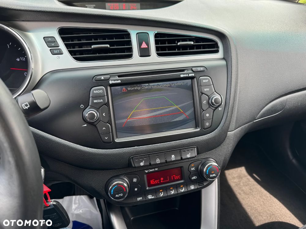 Kia Ceed 1.6 GDI Dream-Team Edition - 20