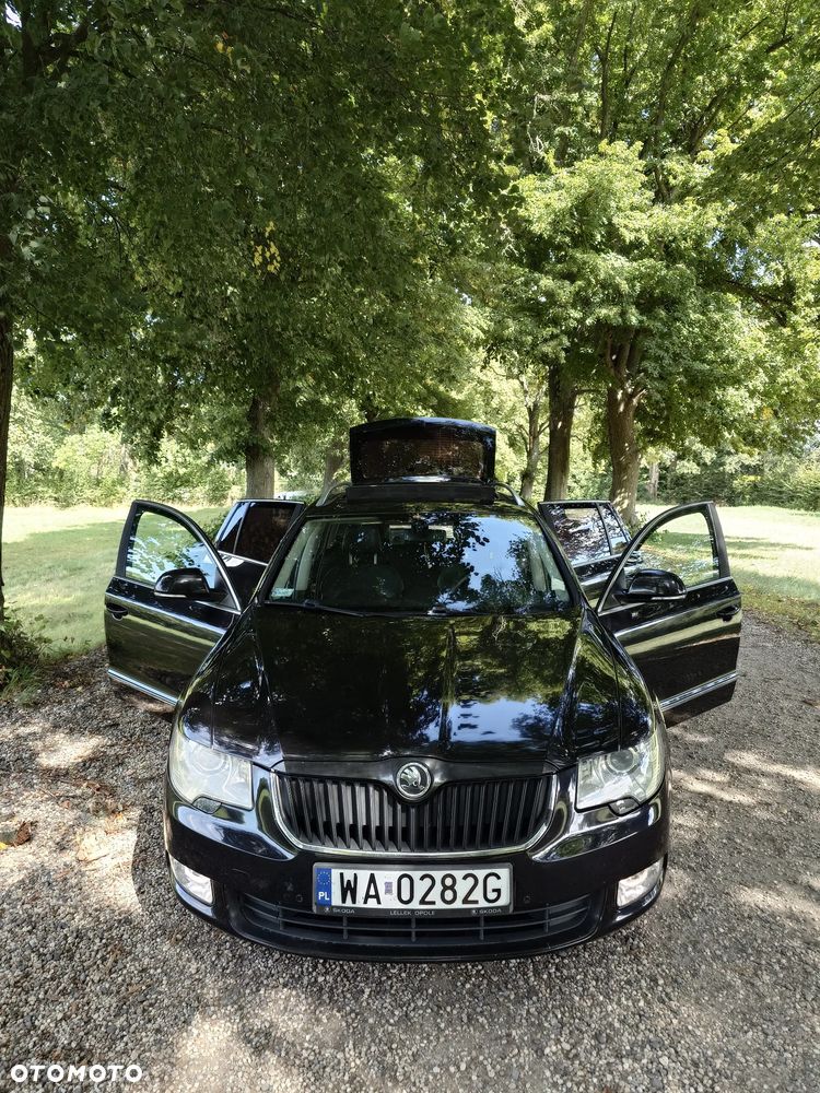 Skoda Superb 2.0 TDI Elegance DSG - 1