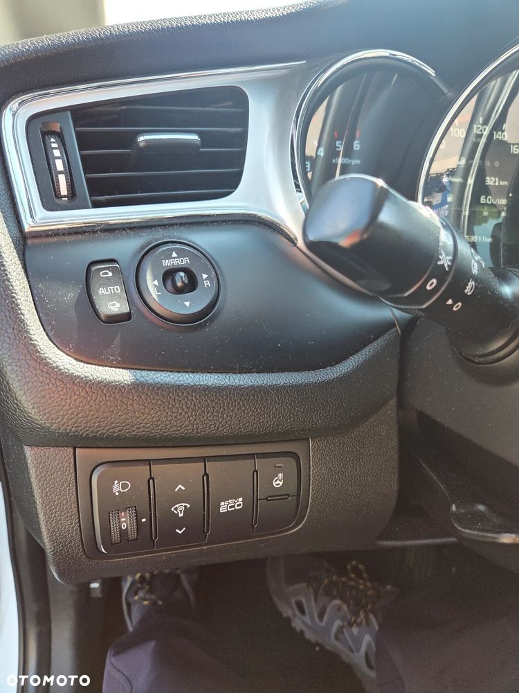 Kia Ceed 1.6 CRDi L DCT - 27