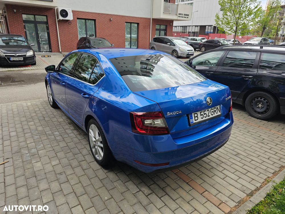 Skoda Octavia 2.0 TDI DSG Style - 15