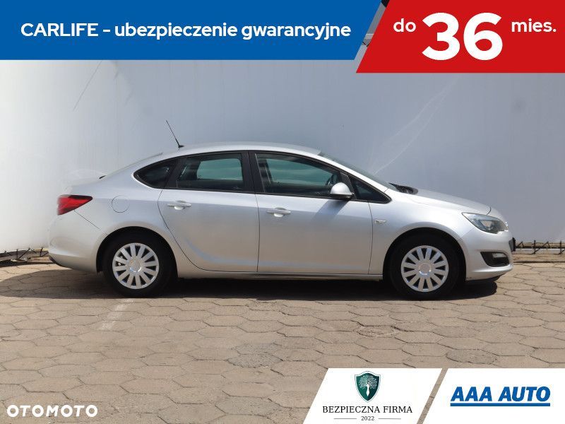 Opel Astra - 8