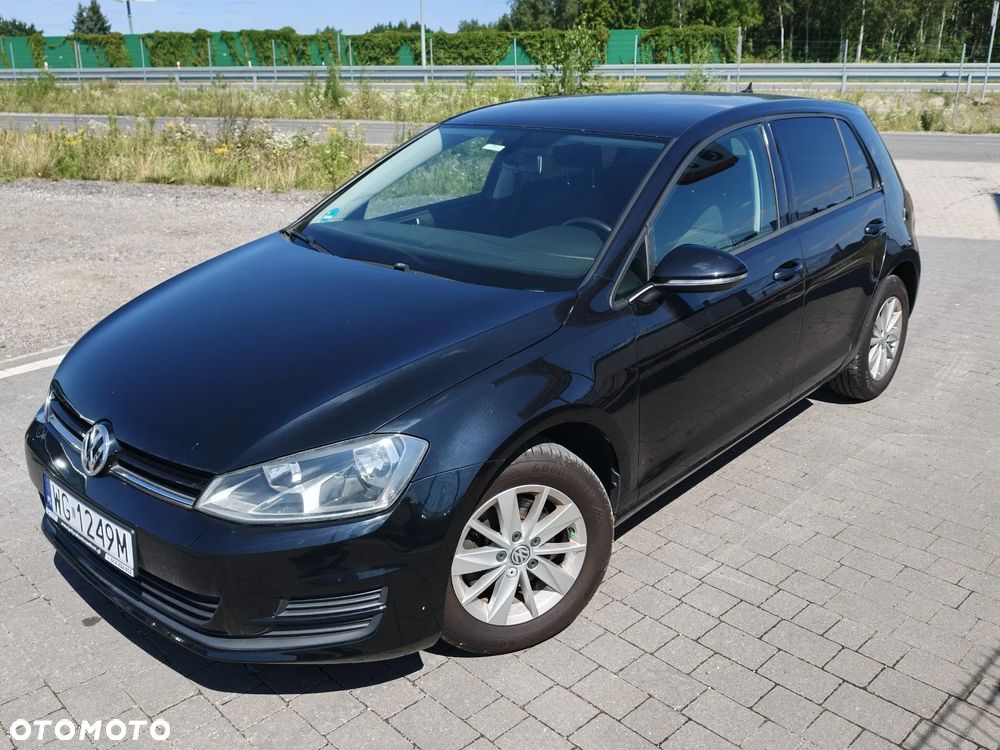 Volkswagen Golf - 2