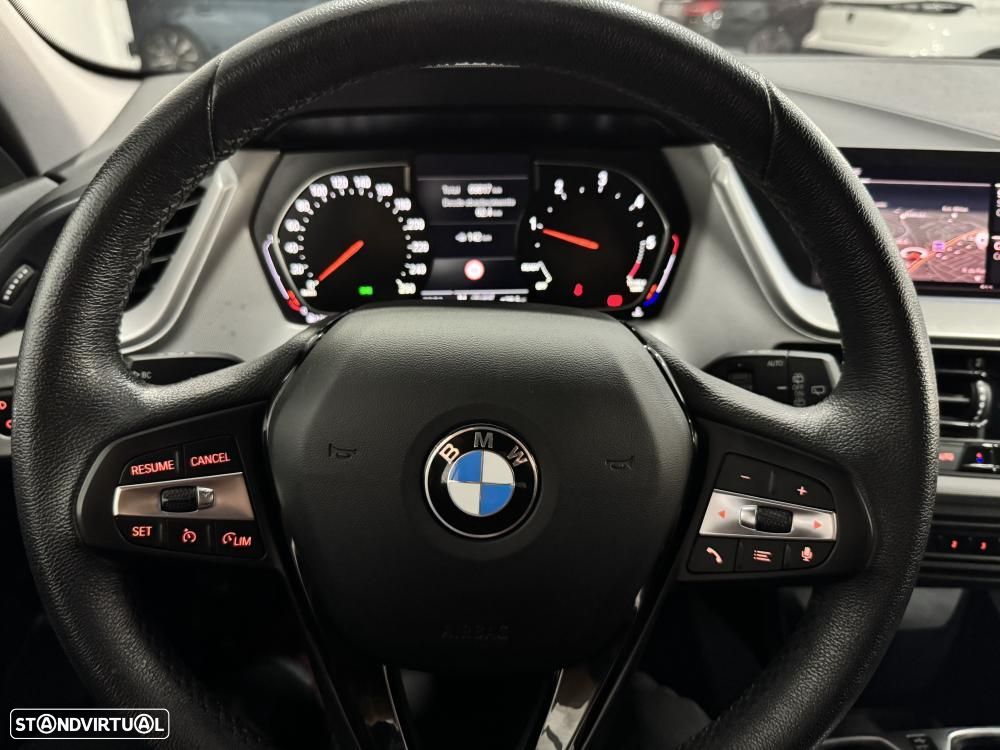 BMW 116 d Sport Line - 29