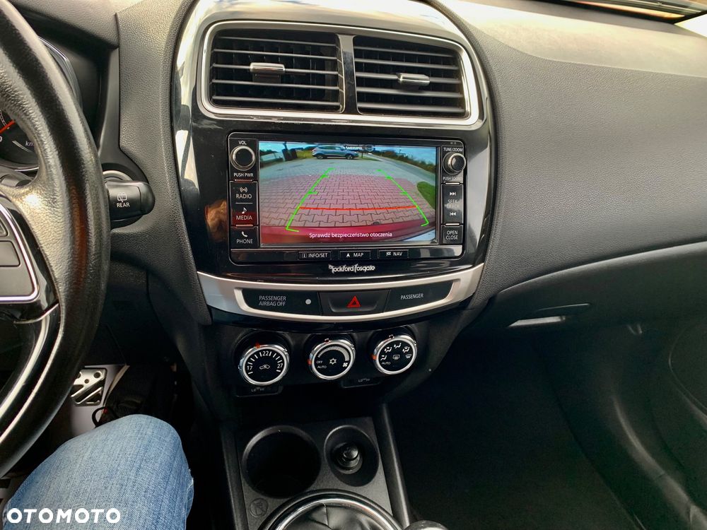 Mitsubishi ASX 1.6 2WD Instyle - 18