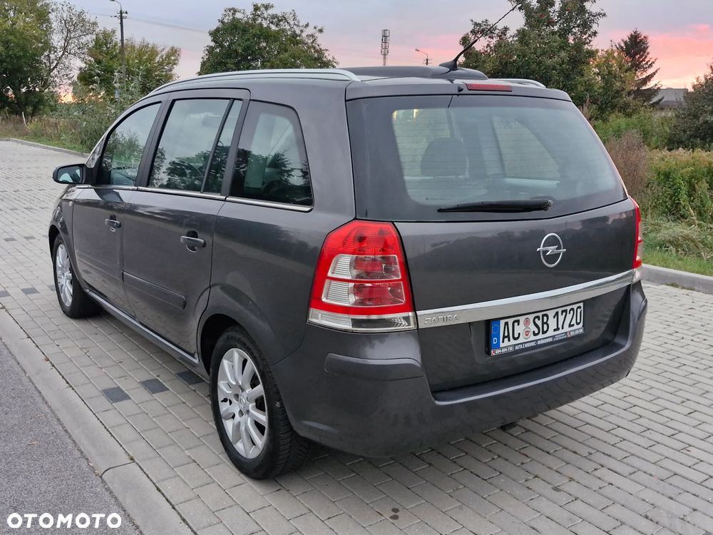 Opel Zafira 1.8 Cosmo - 6