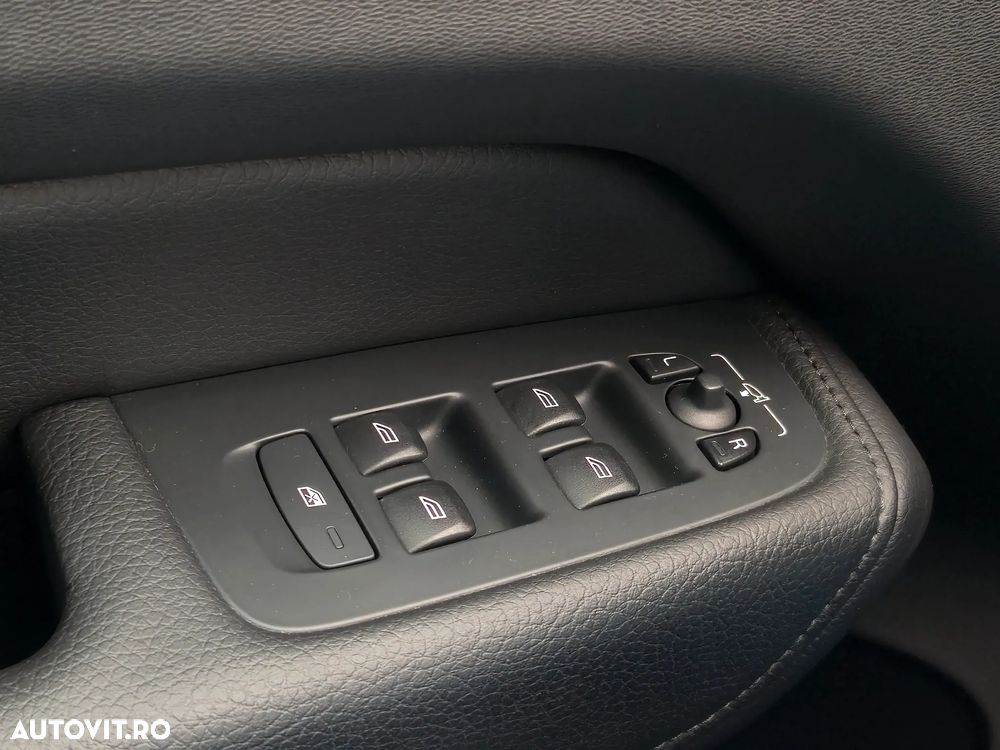 Volvo XC 60 B4 D AWD Geartronic Inscription - 20