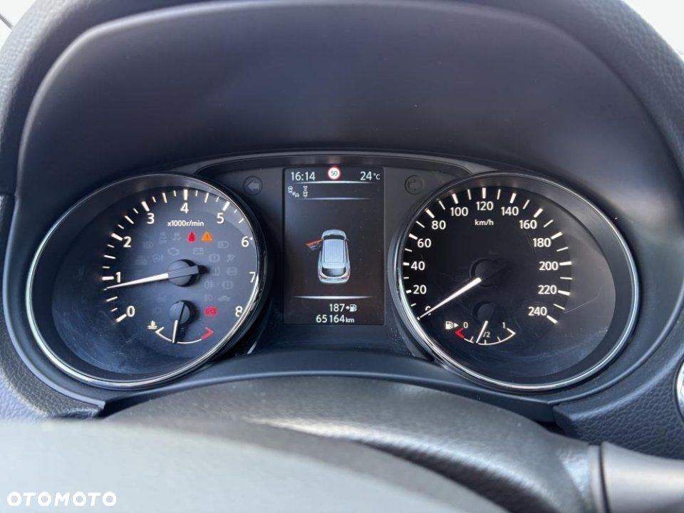 Nissan Qashqai - 16