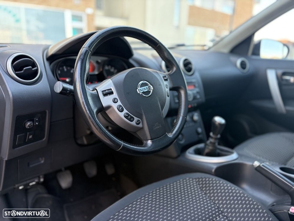 Nissan Qashqai 1.5 dCi Tekna Sport 17 - 8