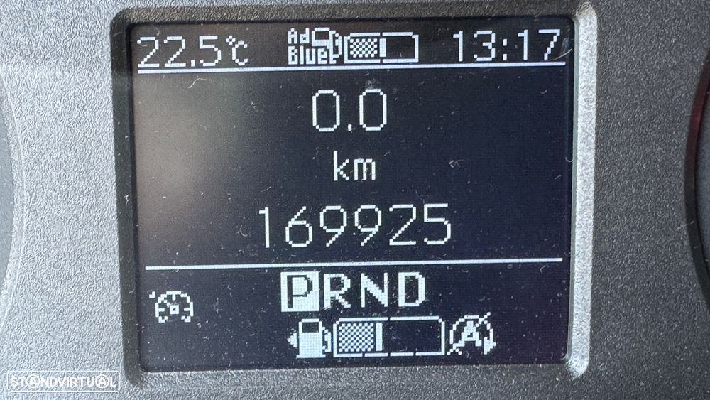 Mercedes-Benz Sprinter 314 CDI37 CX Automática - 29