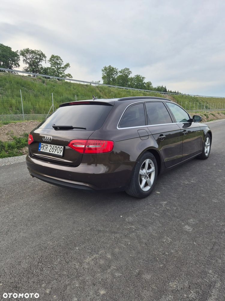 Audi A4 Avant 2.0 TDI DPF Ambiente - 5