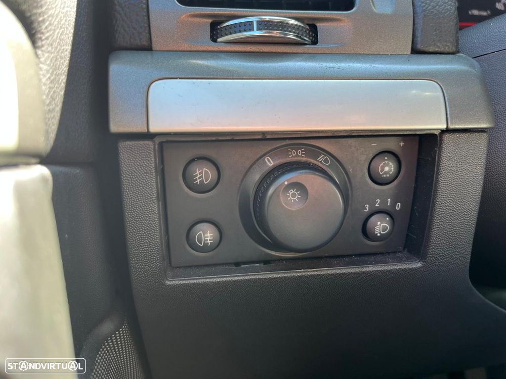 Opel Vectra 1.9 CDTI Executive - 20