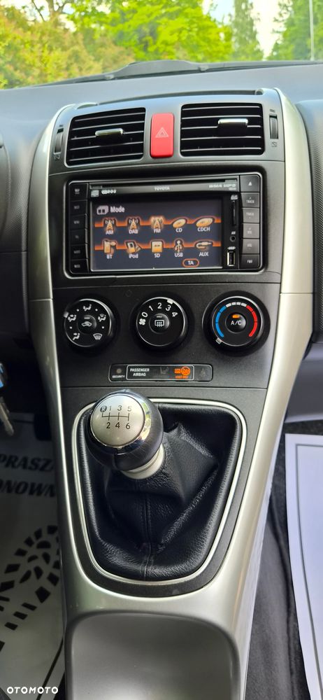 Toyota Auris 1.6 Valvematic Edition - 25