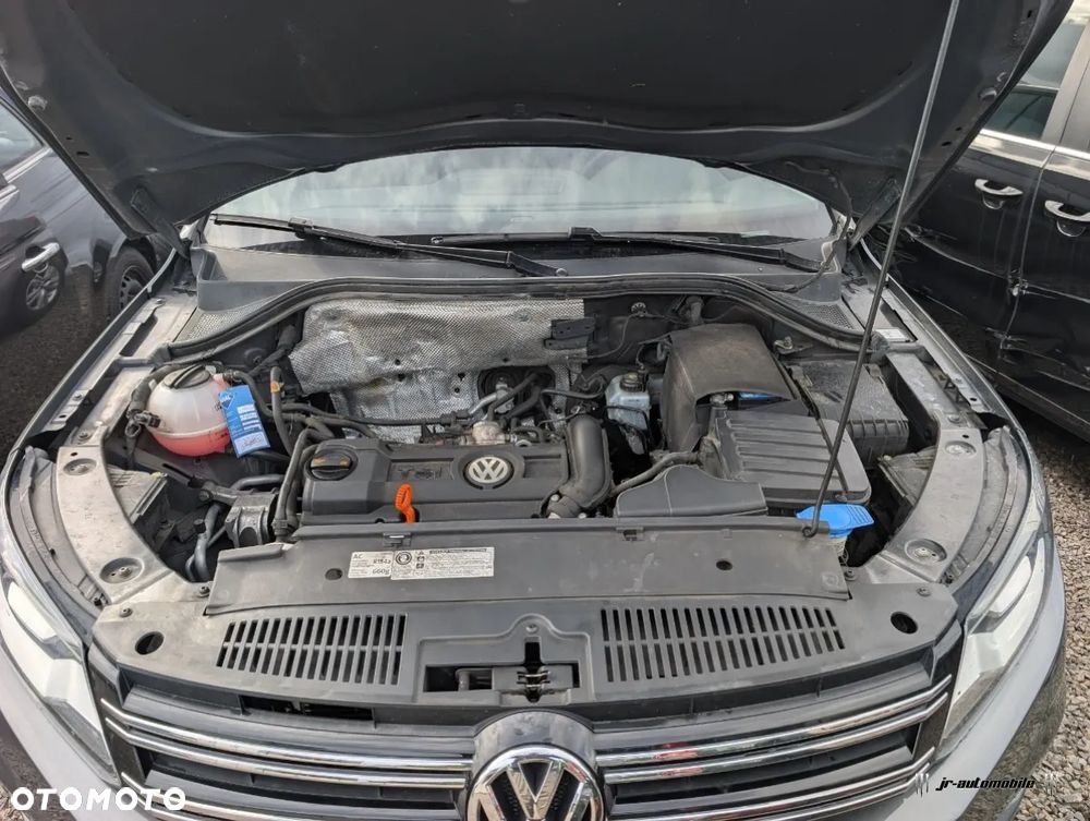 Volkswagen Tiguan - 11