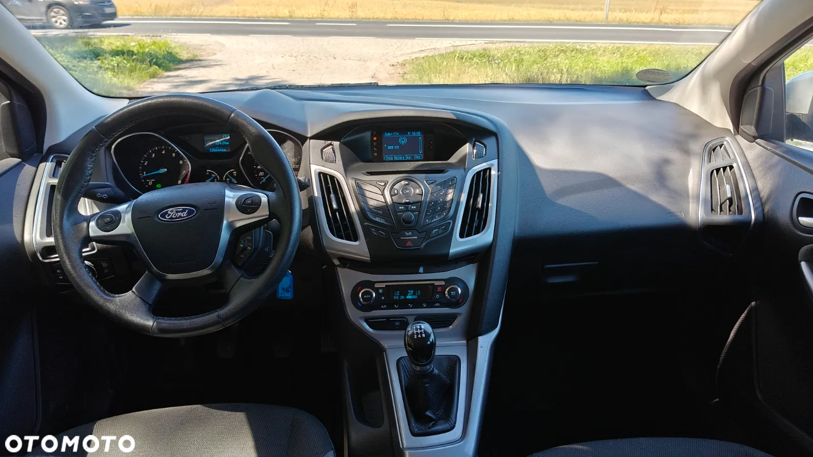 Ford Focus 1.6 Ambiente - 14