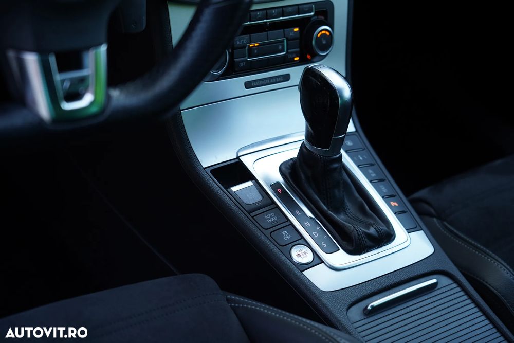 Volkswagen Passat CC 2.0 TDI DSG Exclusive - 20
