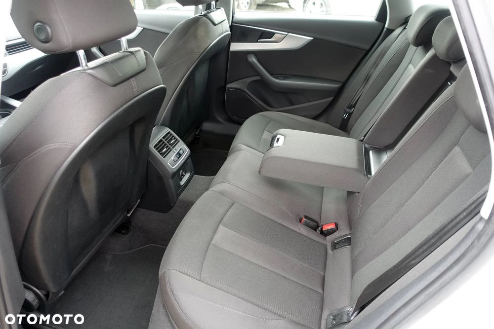 Audi A4 Avant 35 TDI S tronic sport - 16