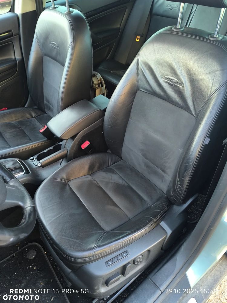 Skoda Octavia 1.8 TSI DSG Laurin & Klement - 8