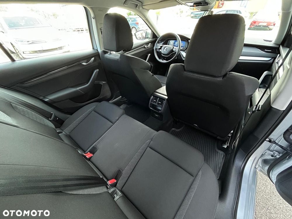 Skoda Octavia 1.5 TSI Edition 130 Essence - 10