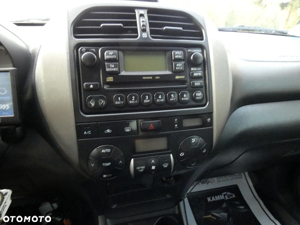 Toyota RAV4 - 34