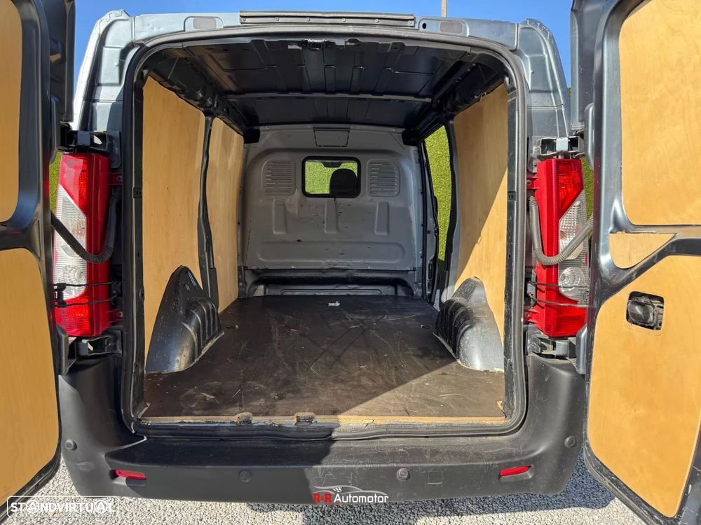 Peugeot expert expert 2.0hdi 3 lug - 8