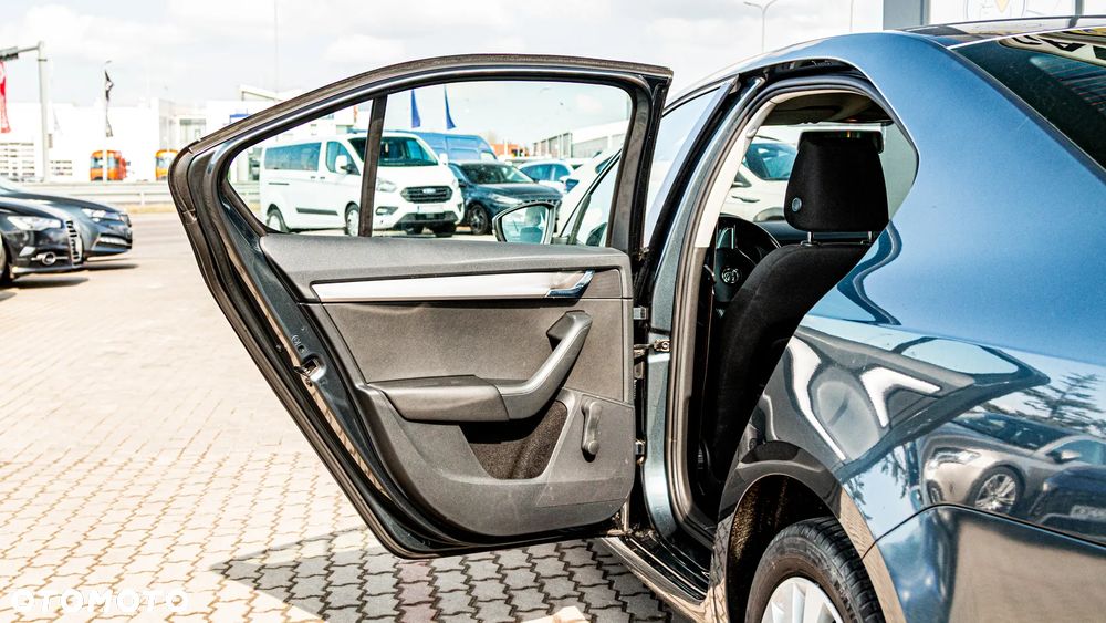 Skoda Octavia 1.4 TSI Active - 14