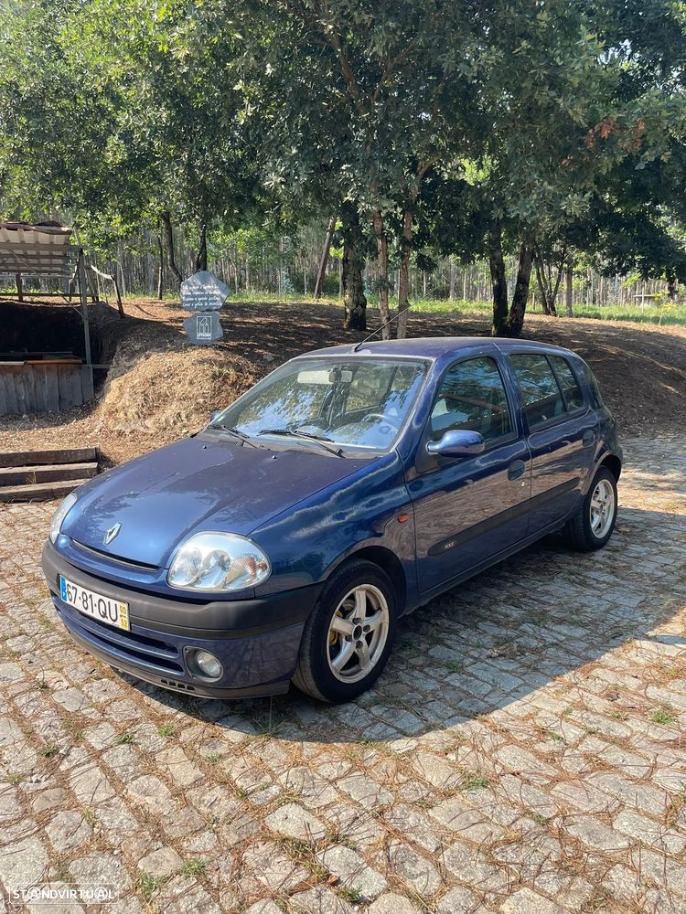 Renault Clio 1.2 RXE - 2