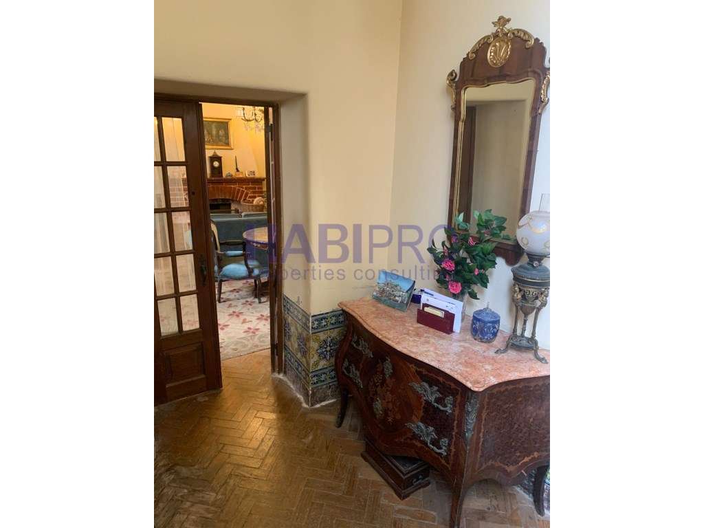 Centro Cascais. Moradia para restauro e ampliação. - Grande imagem: 4/28