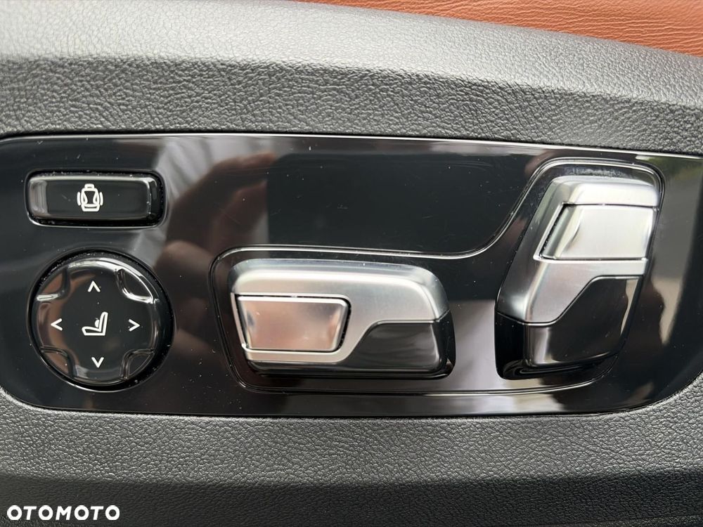 BMW X7 - 18