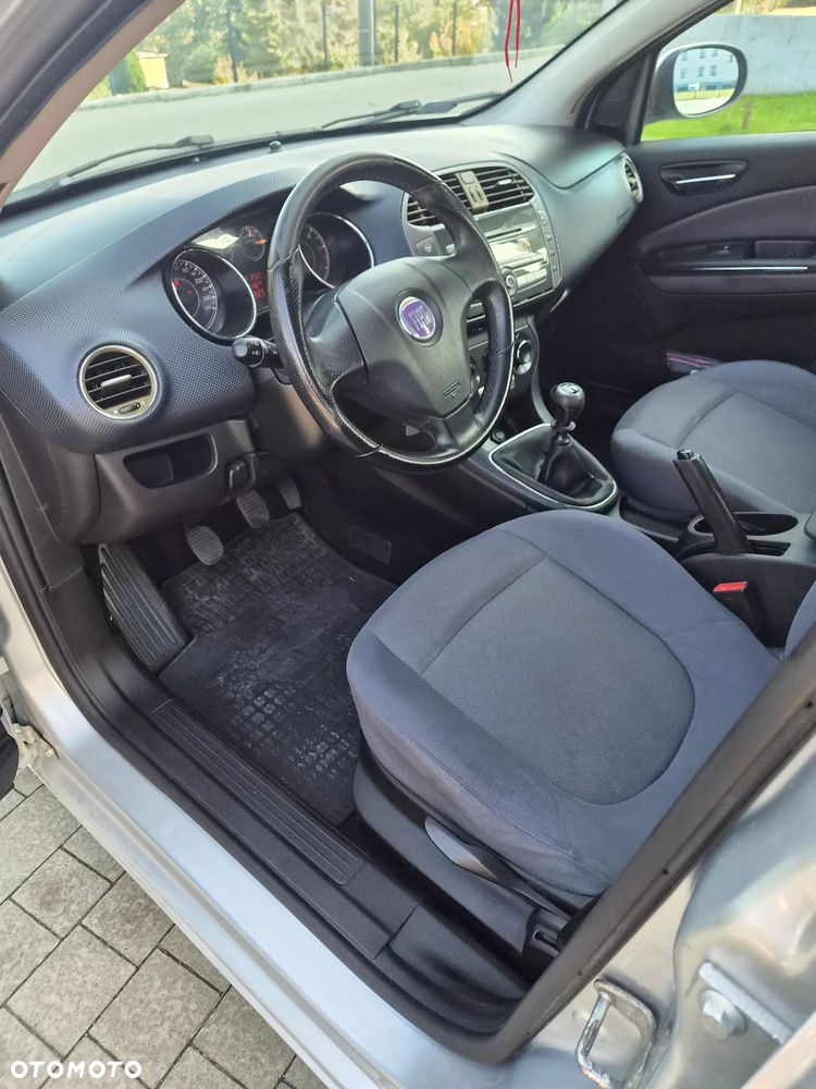 Fiat Bravo - 10