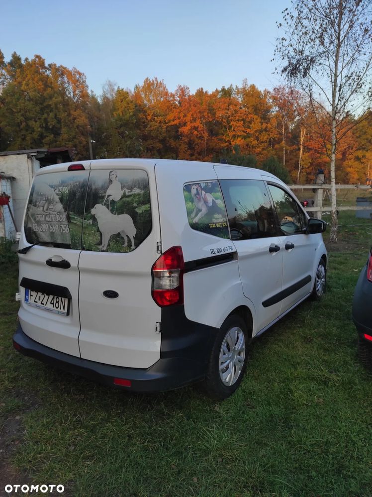 Ford Tourneo Courier 2018 photo 3