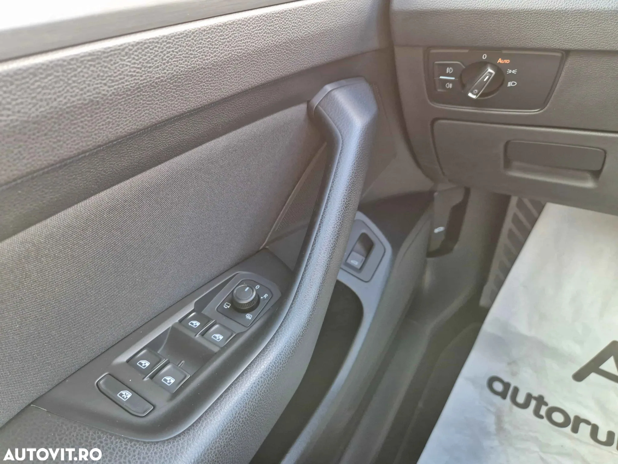 Volkswagen Passat - 14