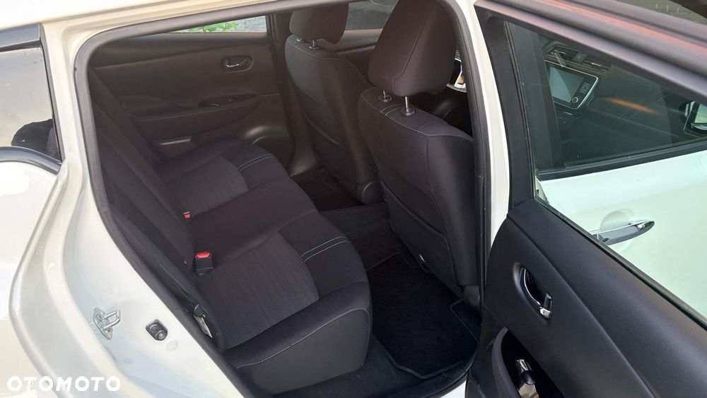 Nissan Leaf 40 kWh N-Connecta - 19