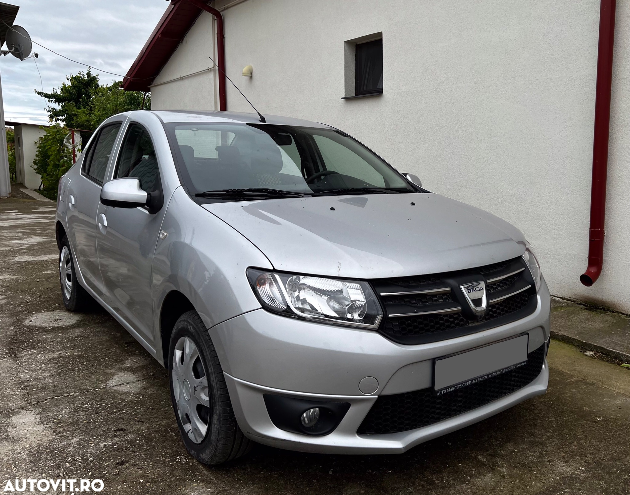 Dacia Logan 1.2 75CP Laureate - 10
