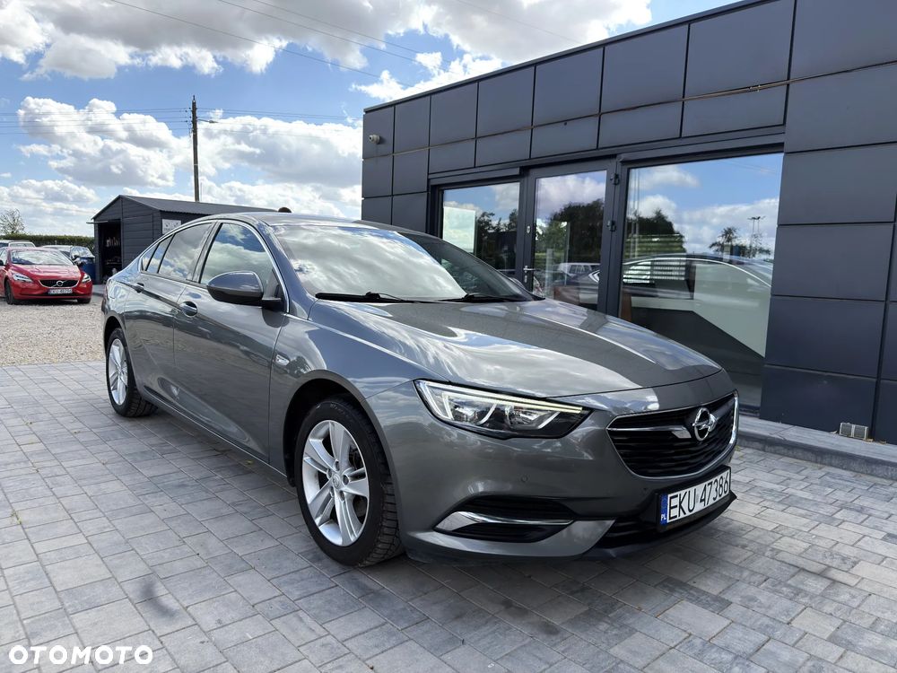 Opel Insignia 1.5 T Exclusive S&S - 16